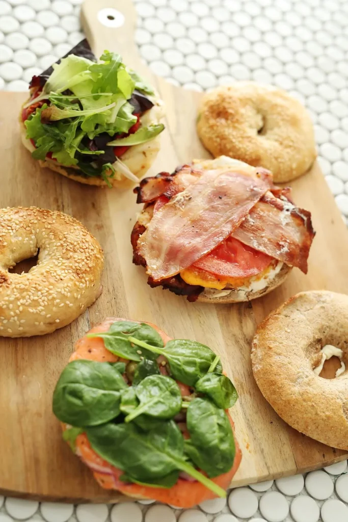 tasty-bagel-sandwich-with-bacon